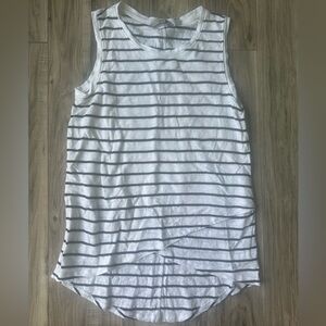 Athleta Stripe 100% Linen CrissCross Tank Top Tulip HemWomen Size STall Athletic